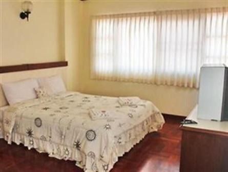 M In Korat Service Apartment Nakhonratchasima Exterior foto