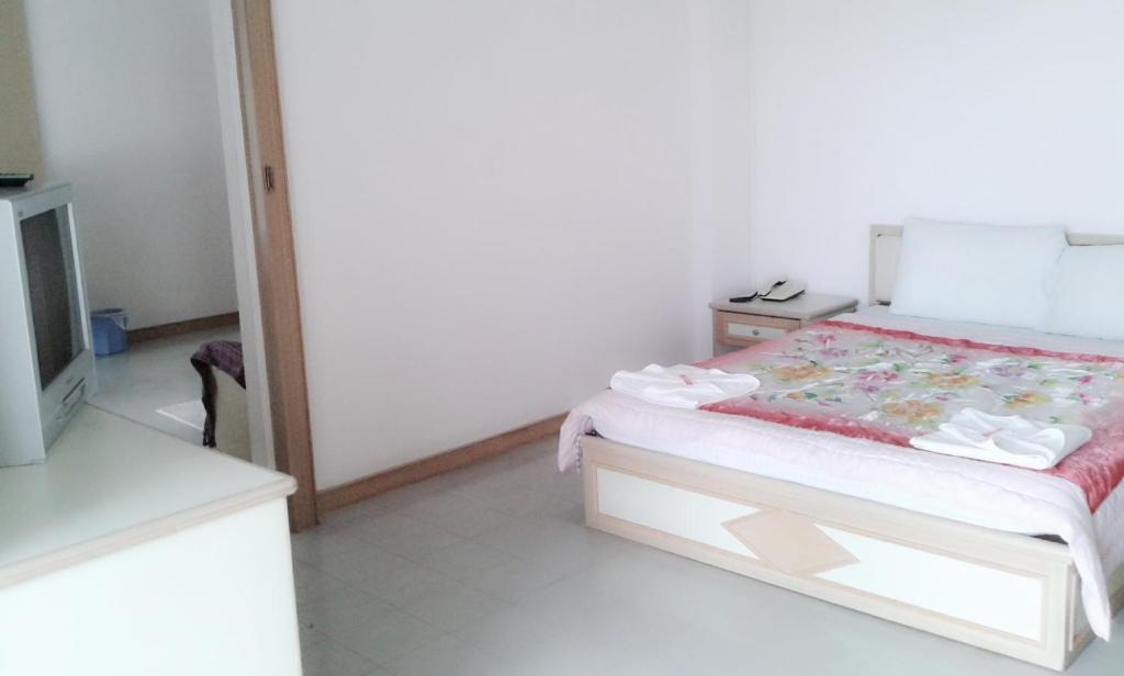 M In Korat Service Apartment Nakhonratchasima Zimmer foto
