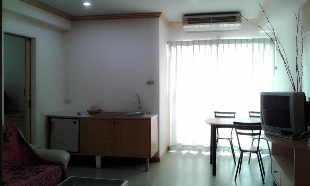 M In Korat Service Apartment Nakhonratchasima Zimmer foto